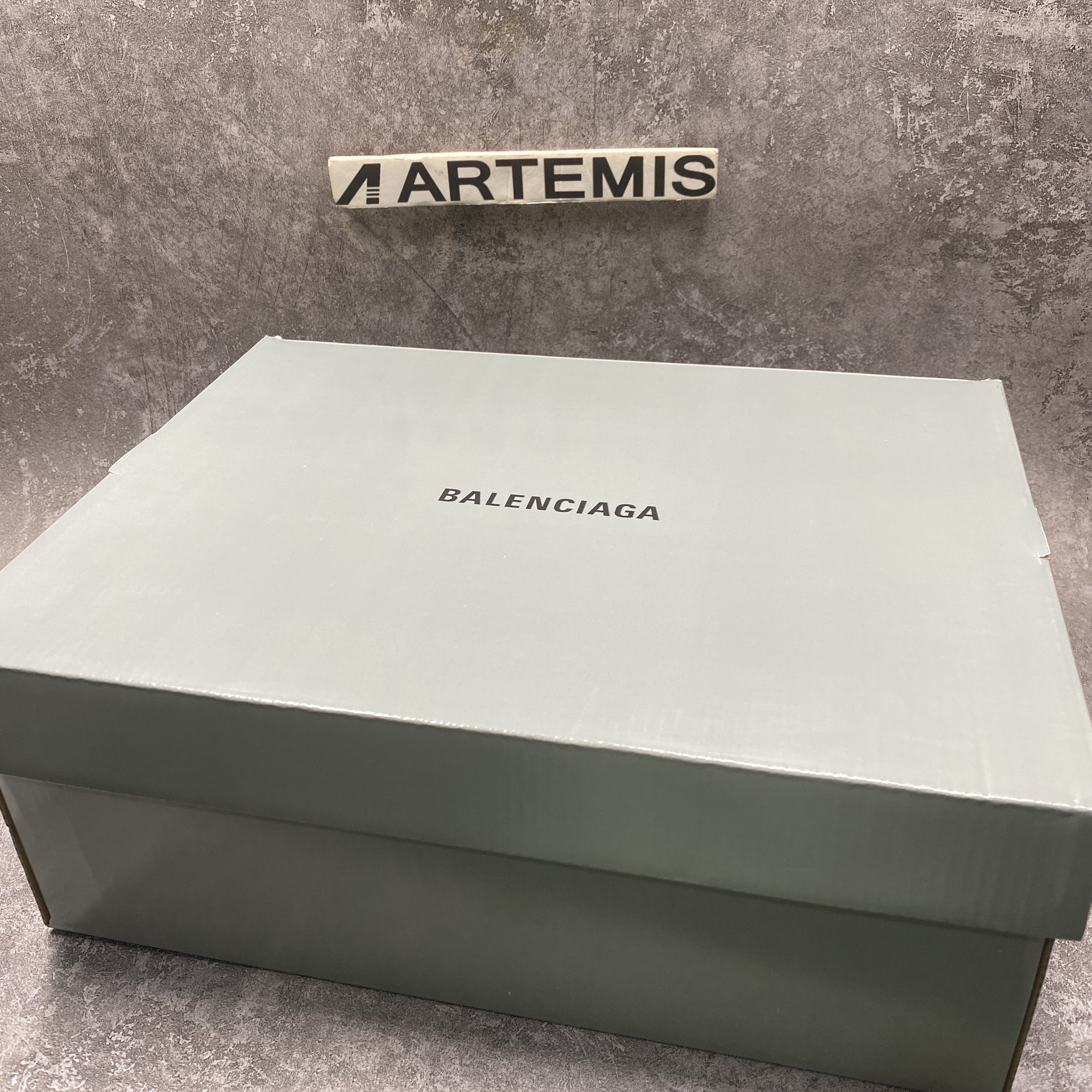 Balenciga Triple S Logotype Sneaker in White