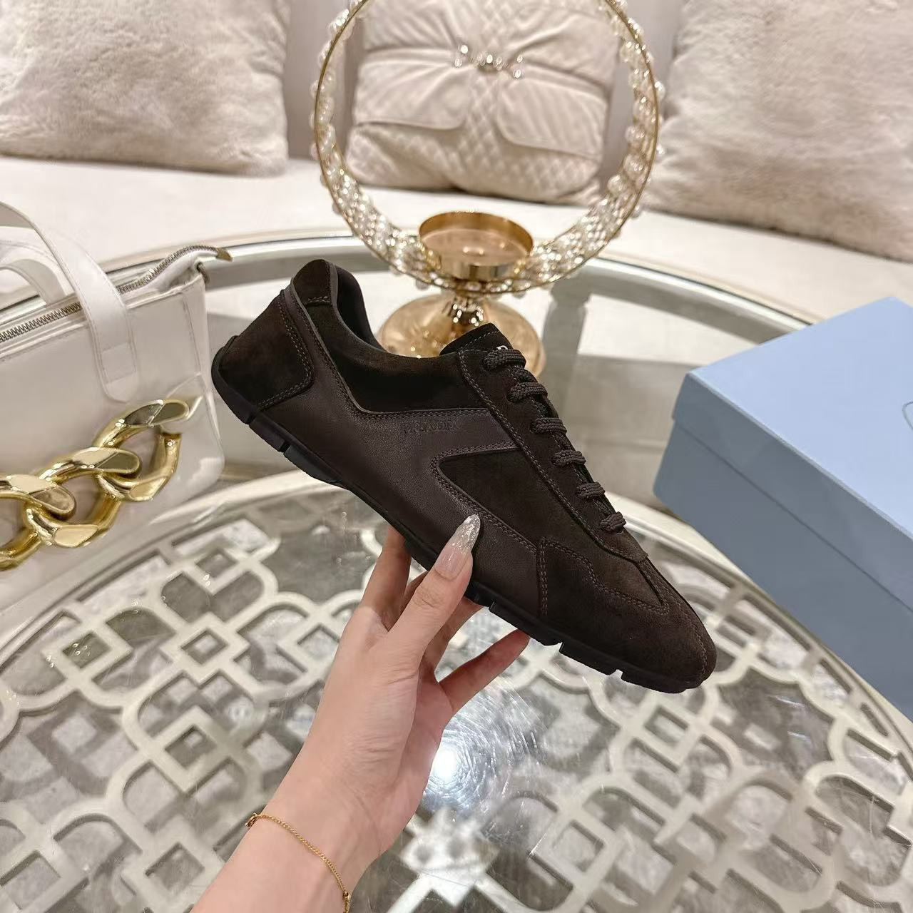 ua Pra*a sneakers