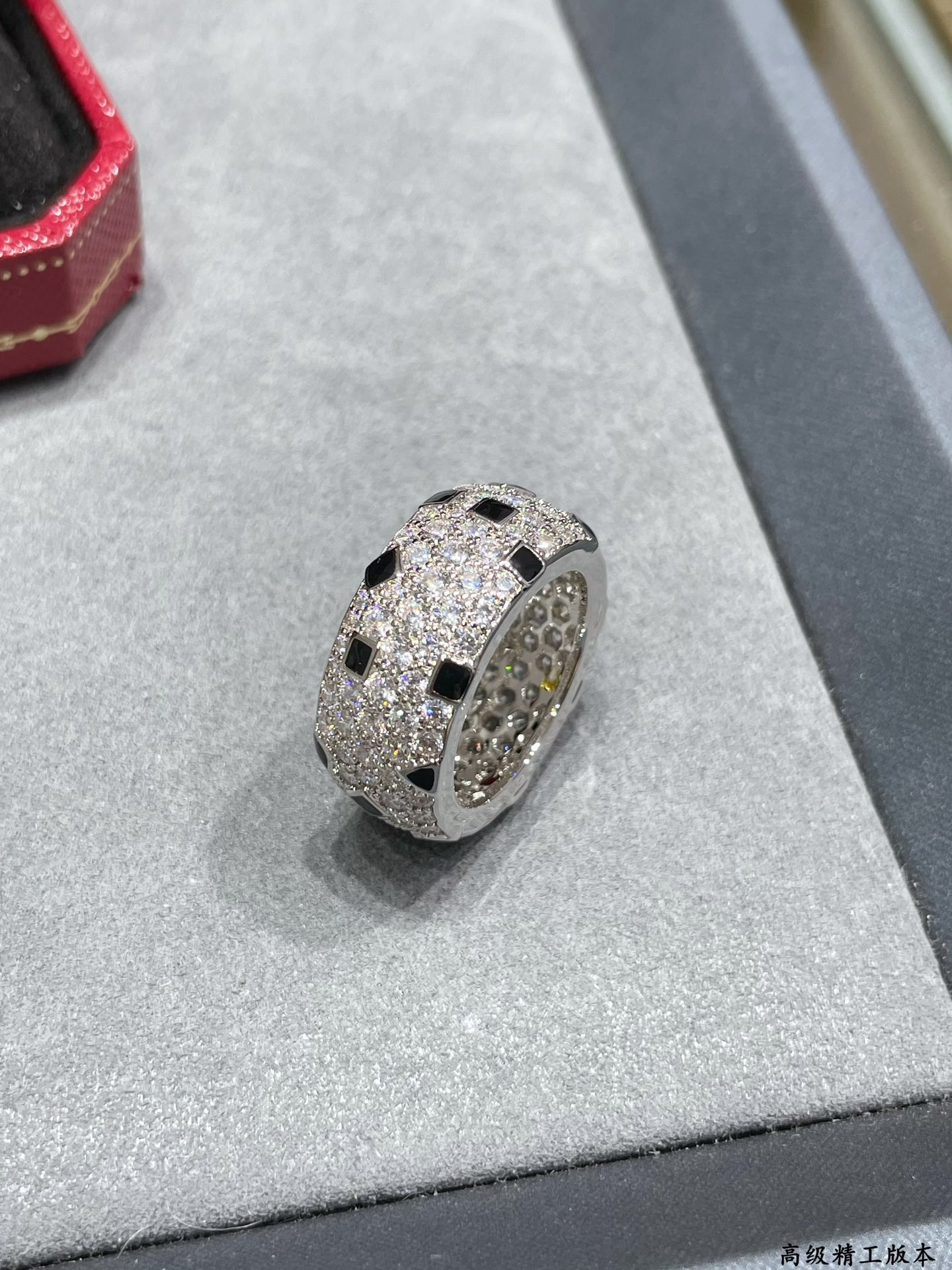 Ca*t*er spotted leopard ring