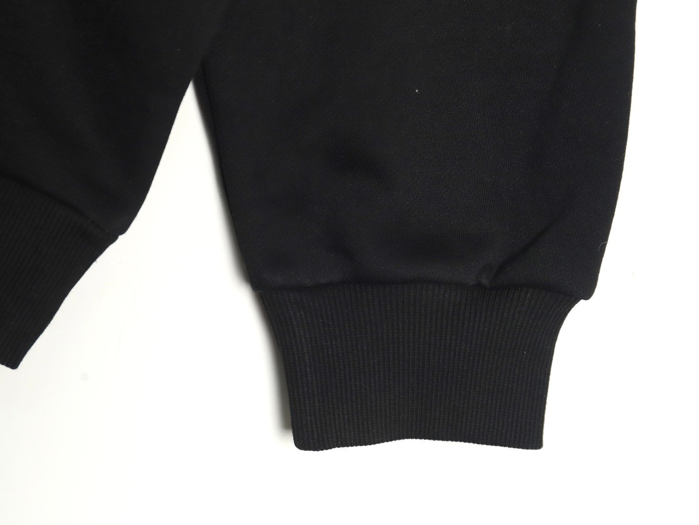 G*u*i guc fleece-lined hoodies suit