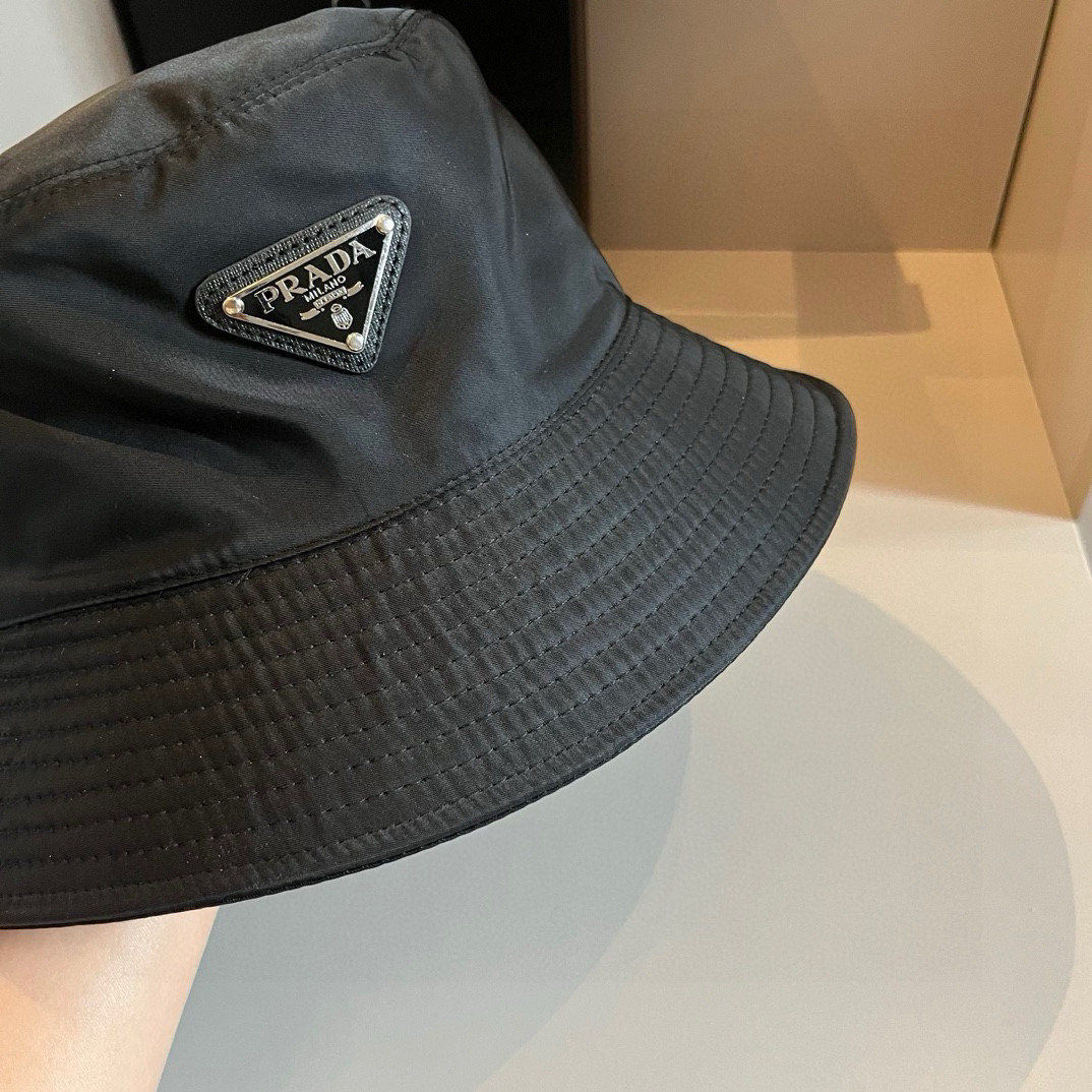 Pra*a re-nylon bucket hat