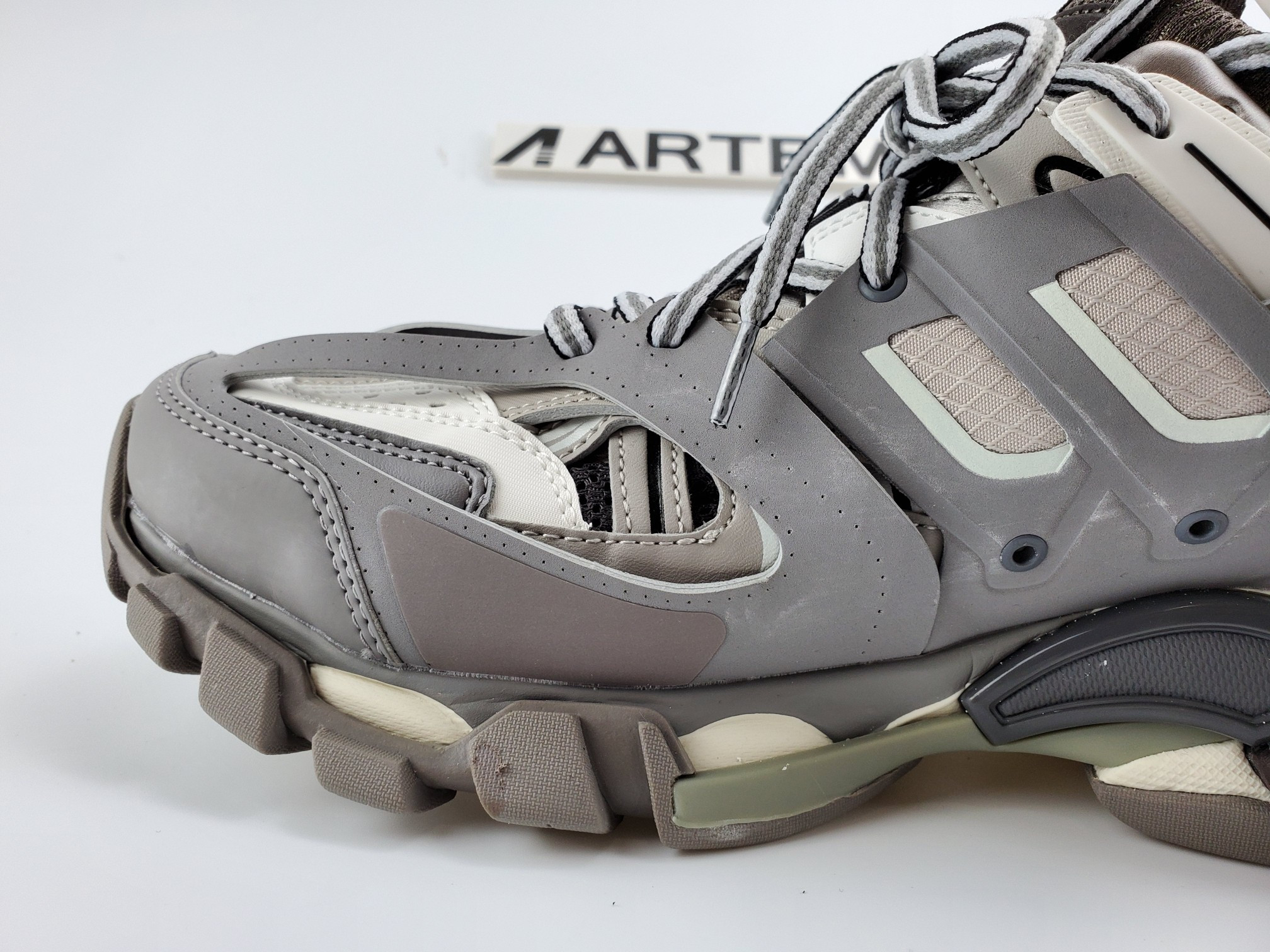 Balenciga LED 3.0 Track Grey