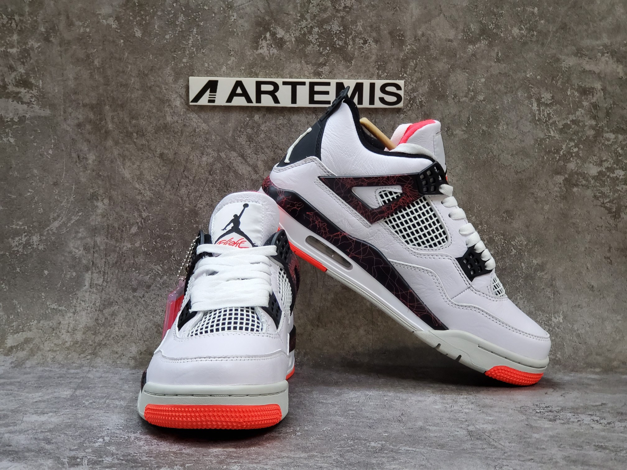 Air Jordan 4 Retro Flight Nostalgia