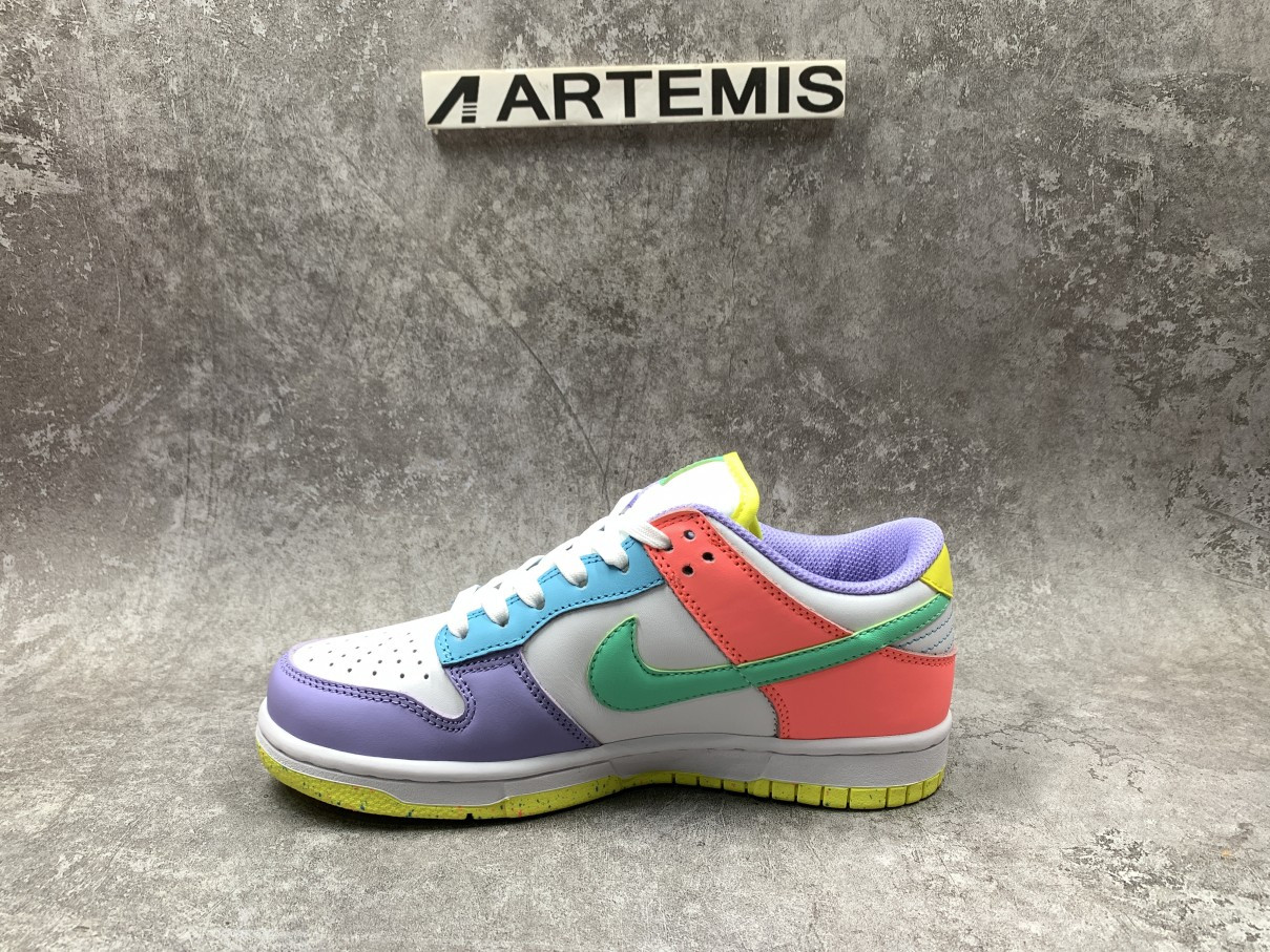 Nike Dunk Low SE Easter Candy