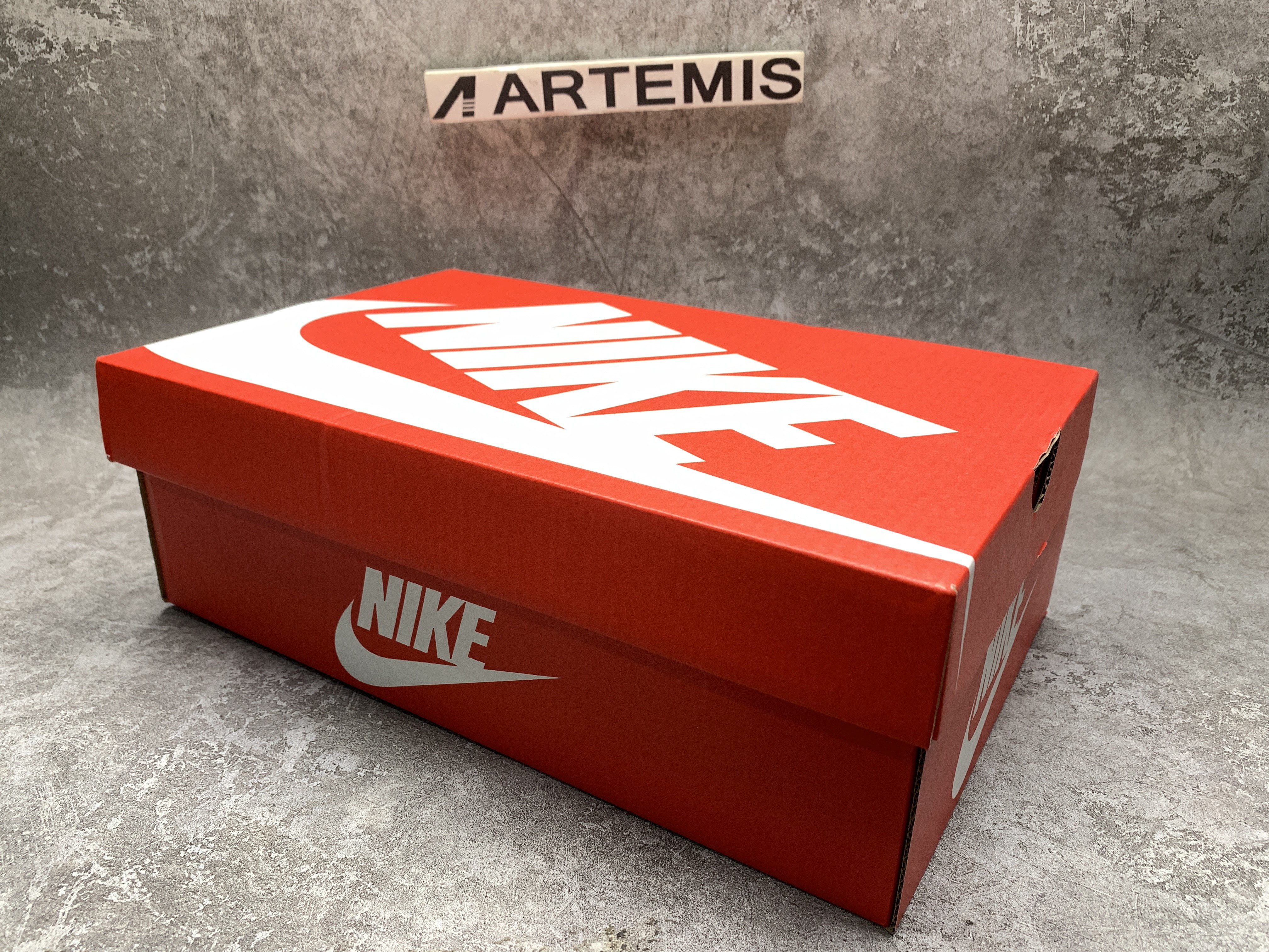 Nike Dunk Low Photon Dust