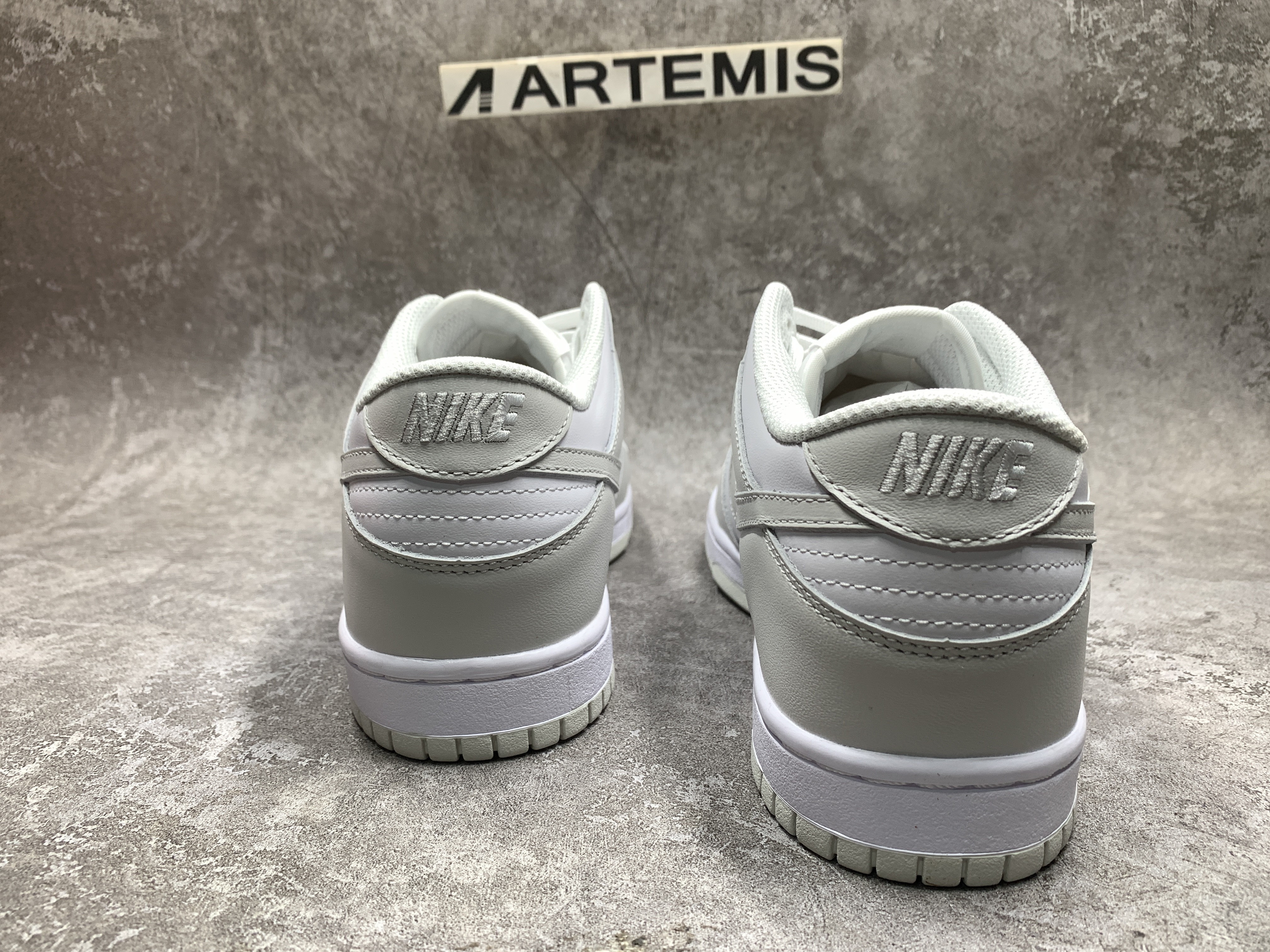 Nike Dunk Low Photon Dust