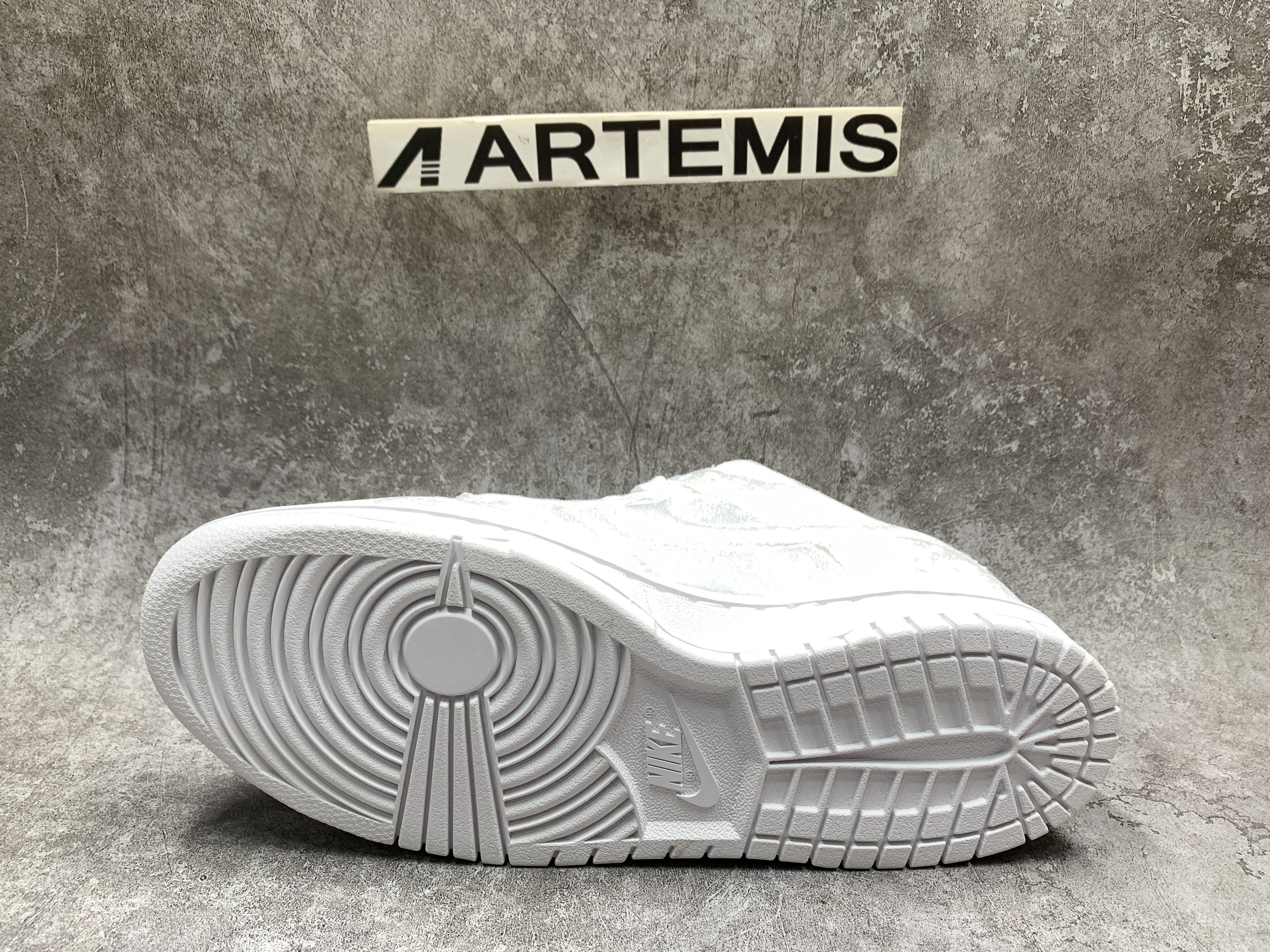 Nike Dunk Low Triple White x Dover Street Market
