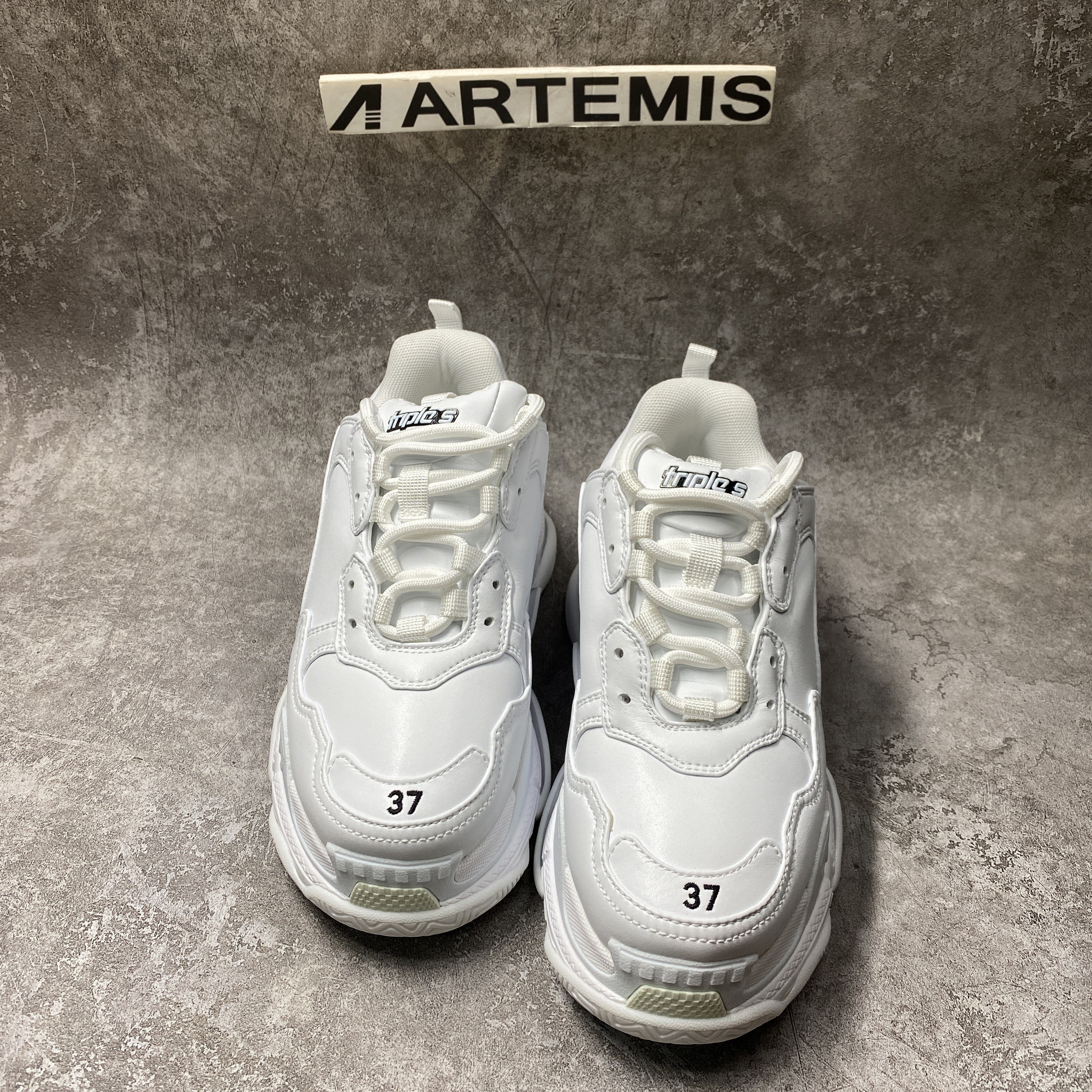 Balenciga Triple S White