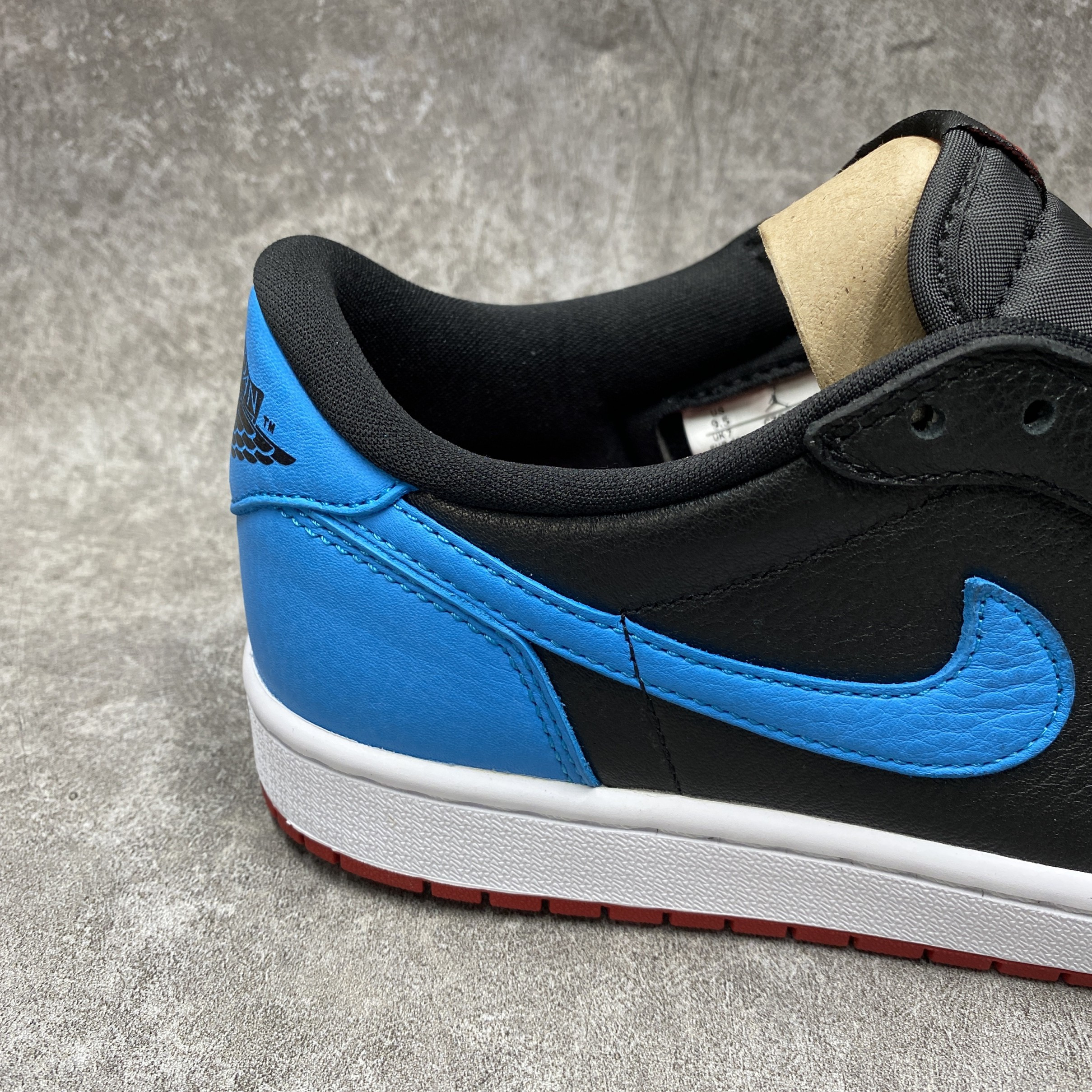 Air Jordan 1 Retro Low OG