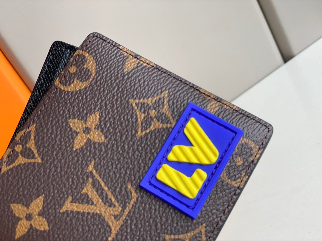 LV MULTIPLE WALLET M45789