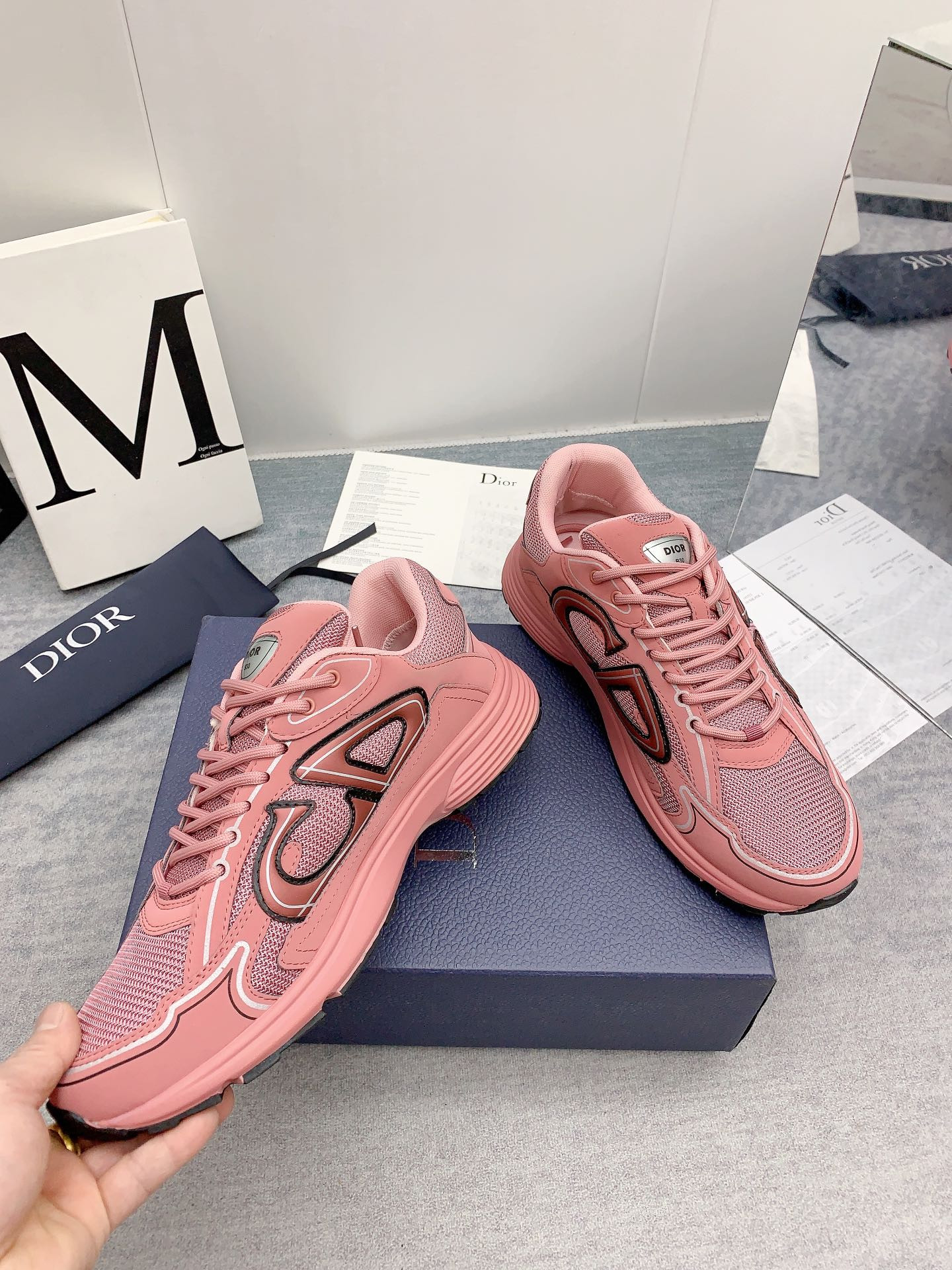 ua D*or b30 sneaker