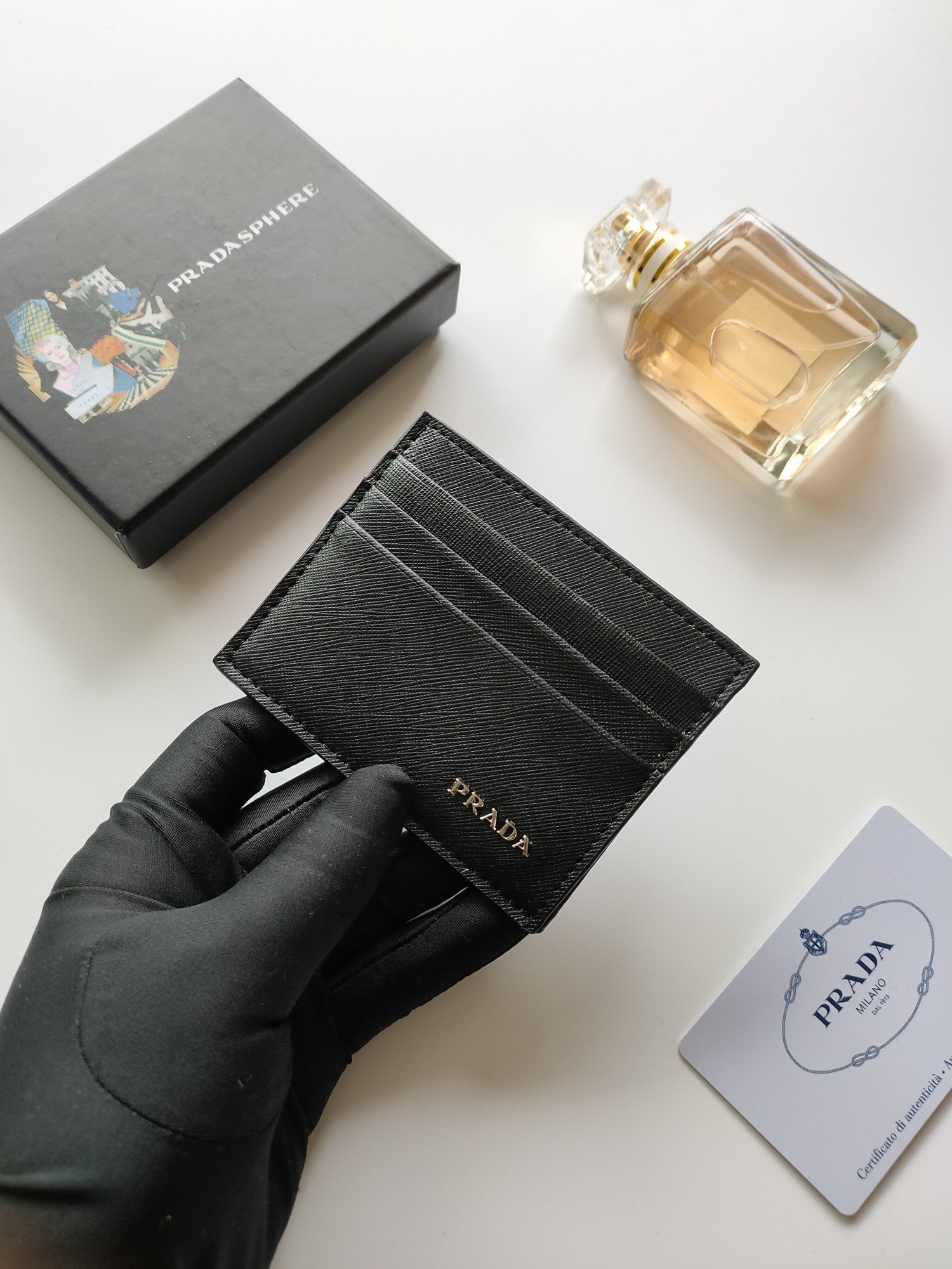 Pra*a card holder 8-10cm