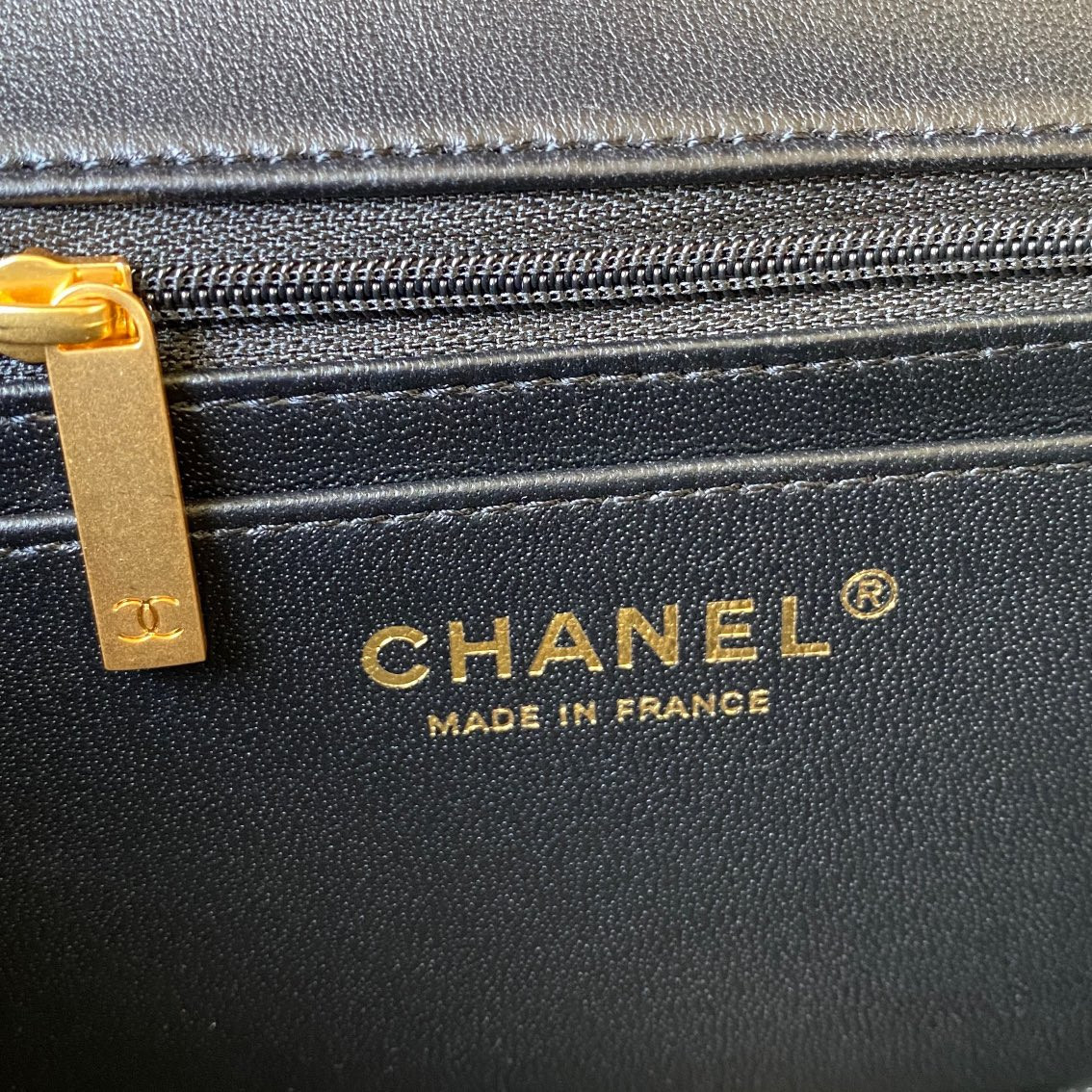 Ch*el mini cf handle 20x12x6cm