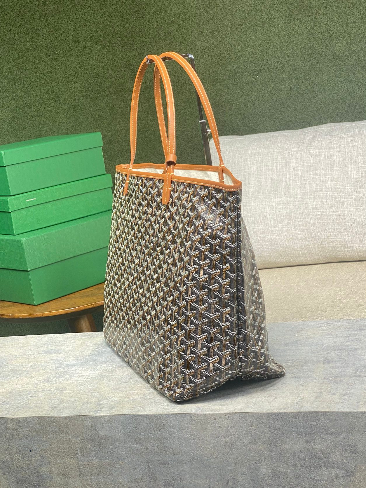 Go*ard saint l0*is gm bag 34 cm x 20 cm x 40 cm
