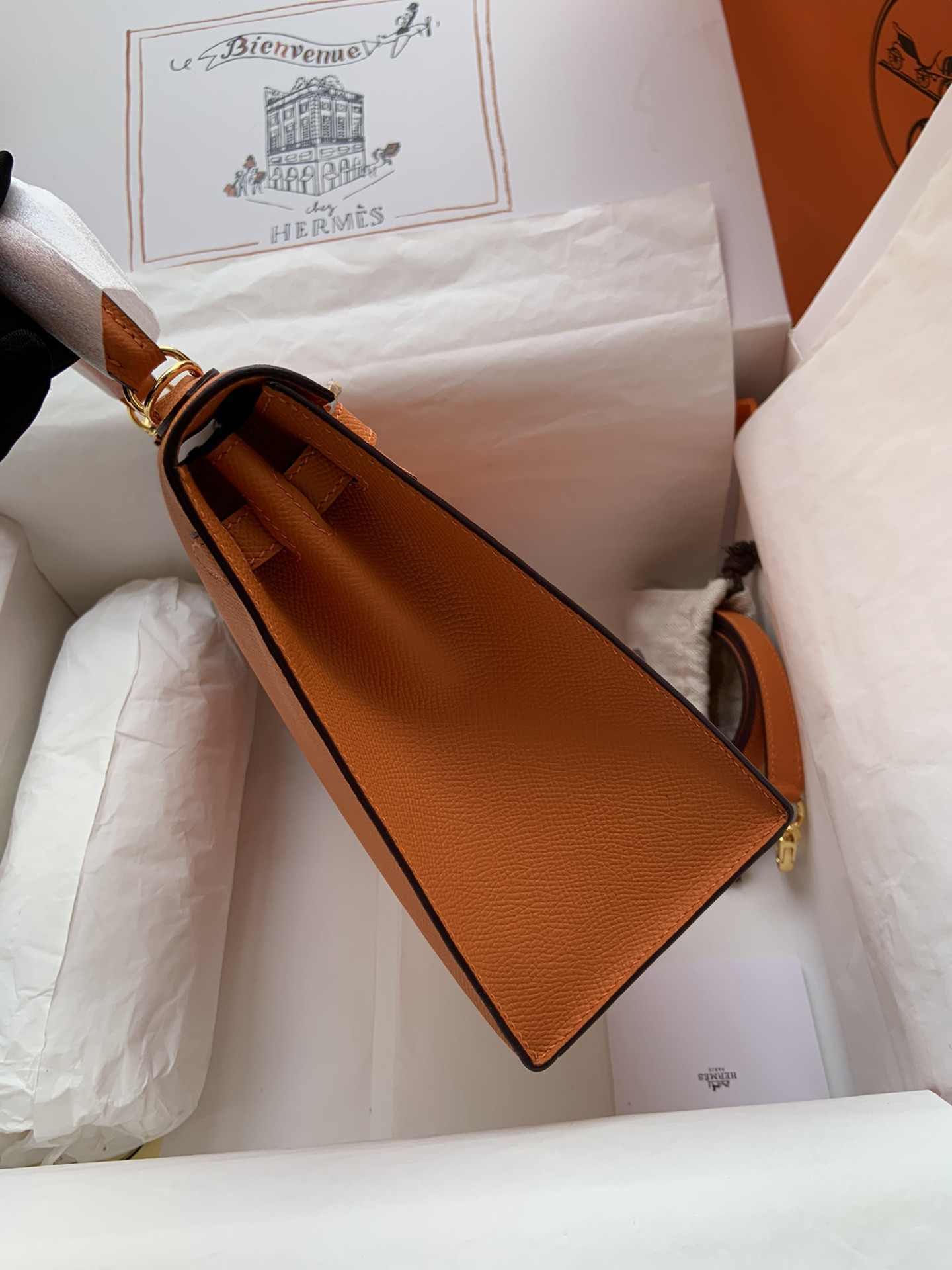 HERMÈS Kelly Gold-tone Hardware 25 28