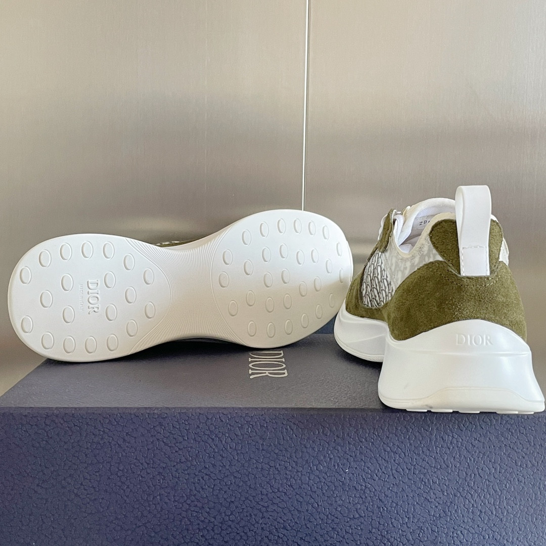 ua D*or b25 runner sneaker