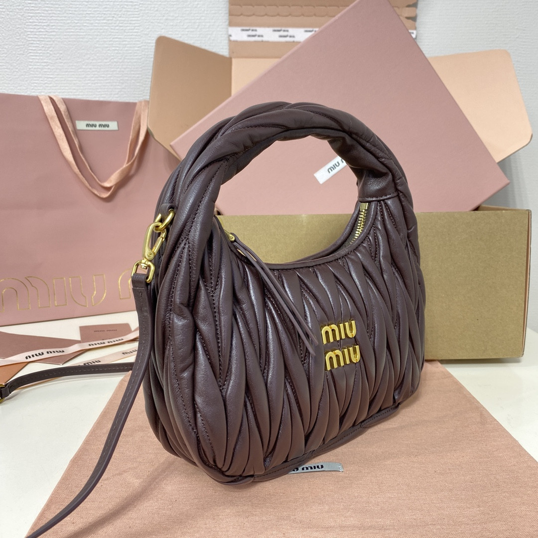 Miu Miu Wander matelassé nappa leather hobo bag 17x20x6cm