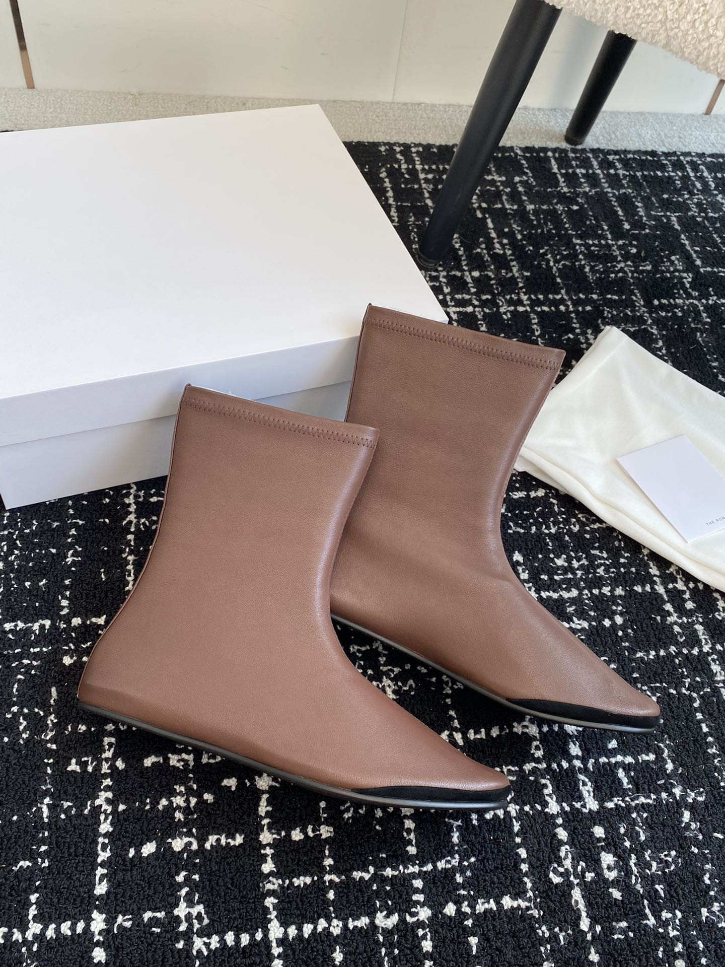ua T*e R0w boot