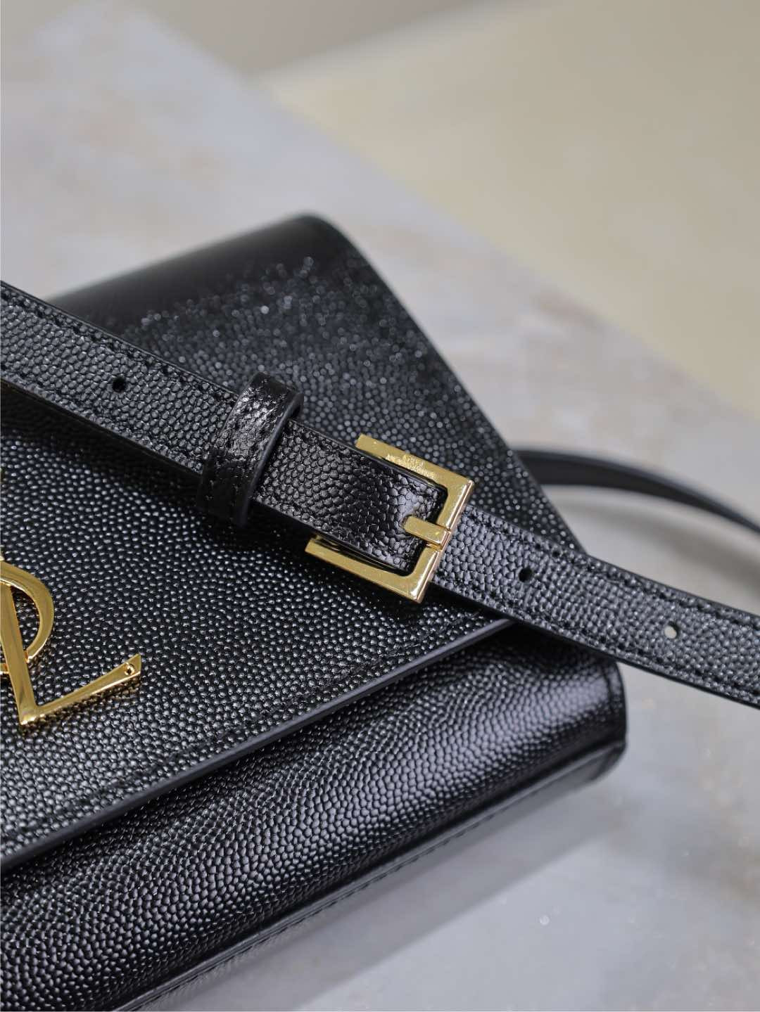 Y*L kate belt bag in grain de poudre-embossed leather 18x12x4.5cm