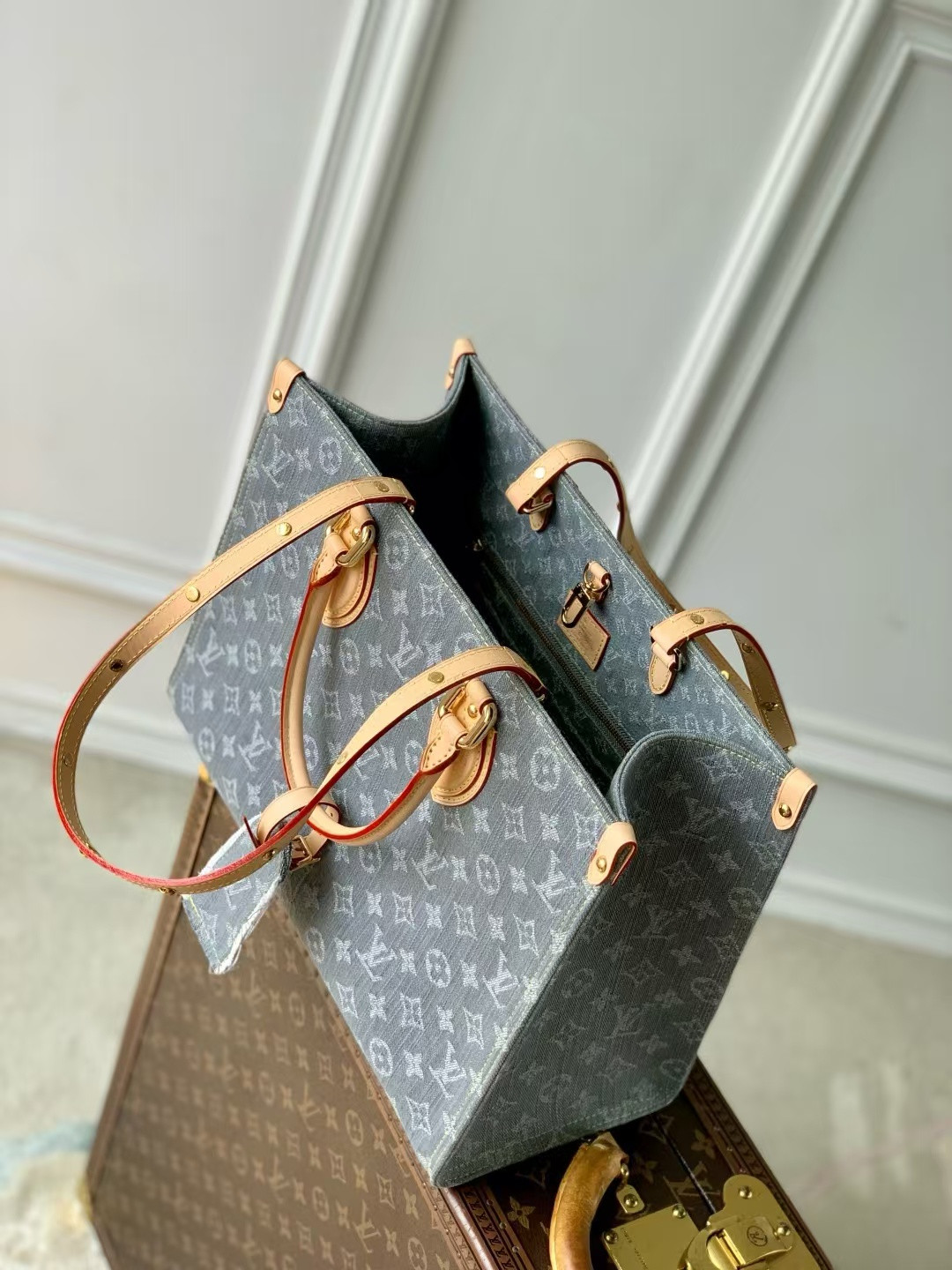 LV On the Go MM M13189 35 x 27 x 14 cm