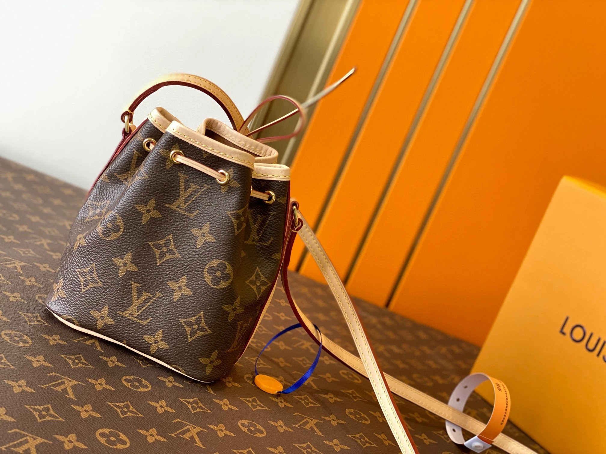 LV NANO NOE M41346