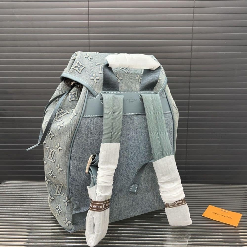 L0vis Vvtt0n Montsouris Rucksack Monogram Wash Blue 32Cm