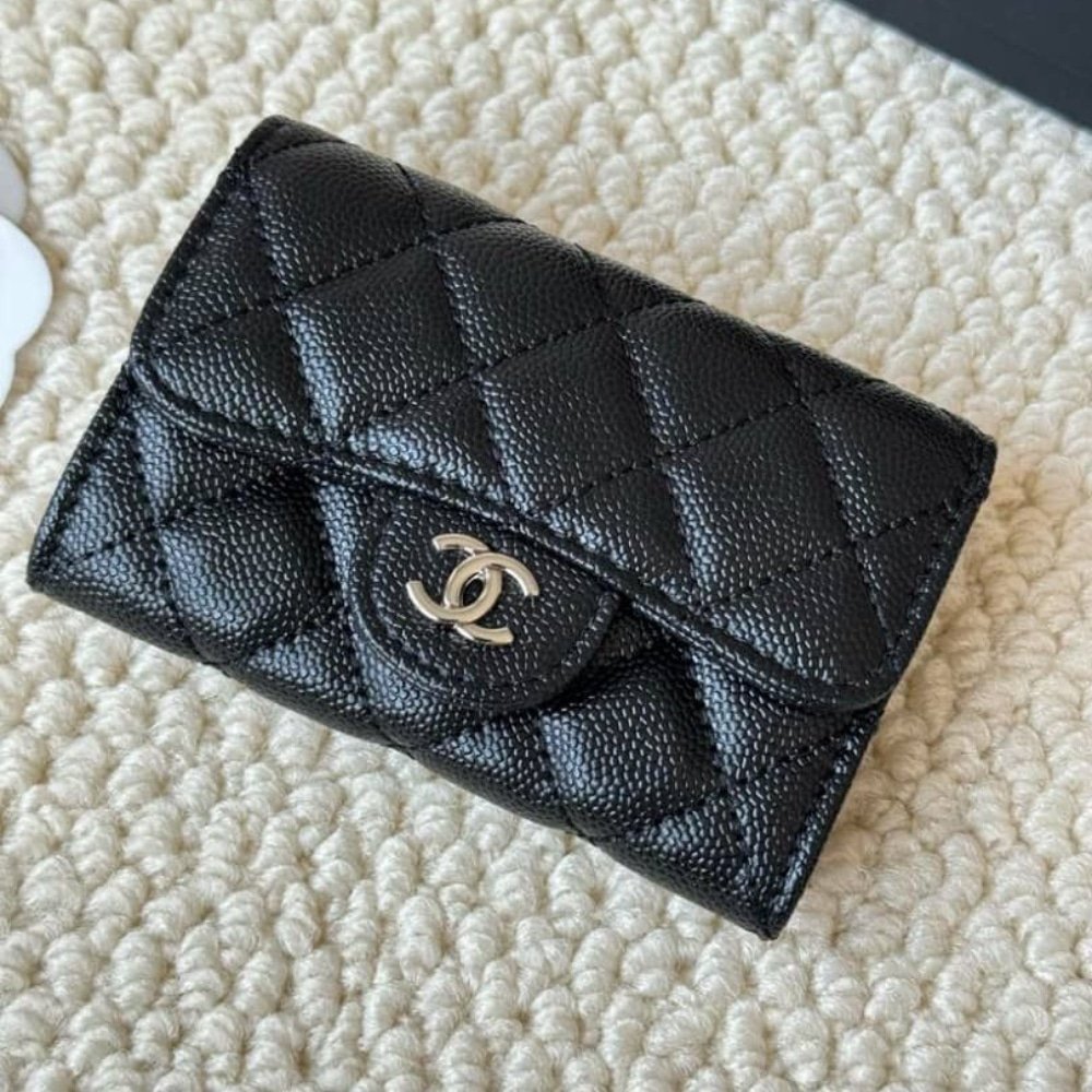 Ch**el Classic Card Holder Grain Leather Black With Silver Hardware 11Cm Ap0214 Y01588 C3906