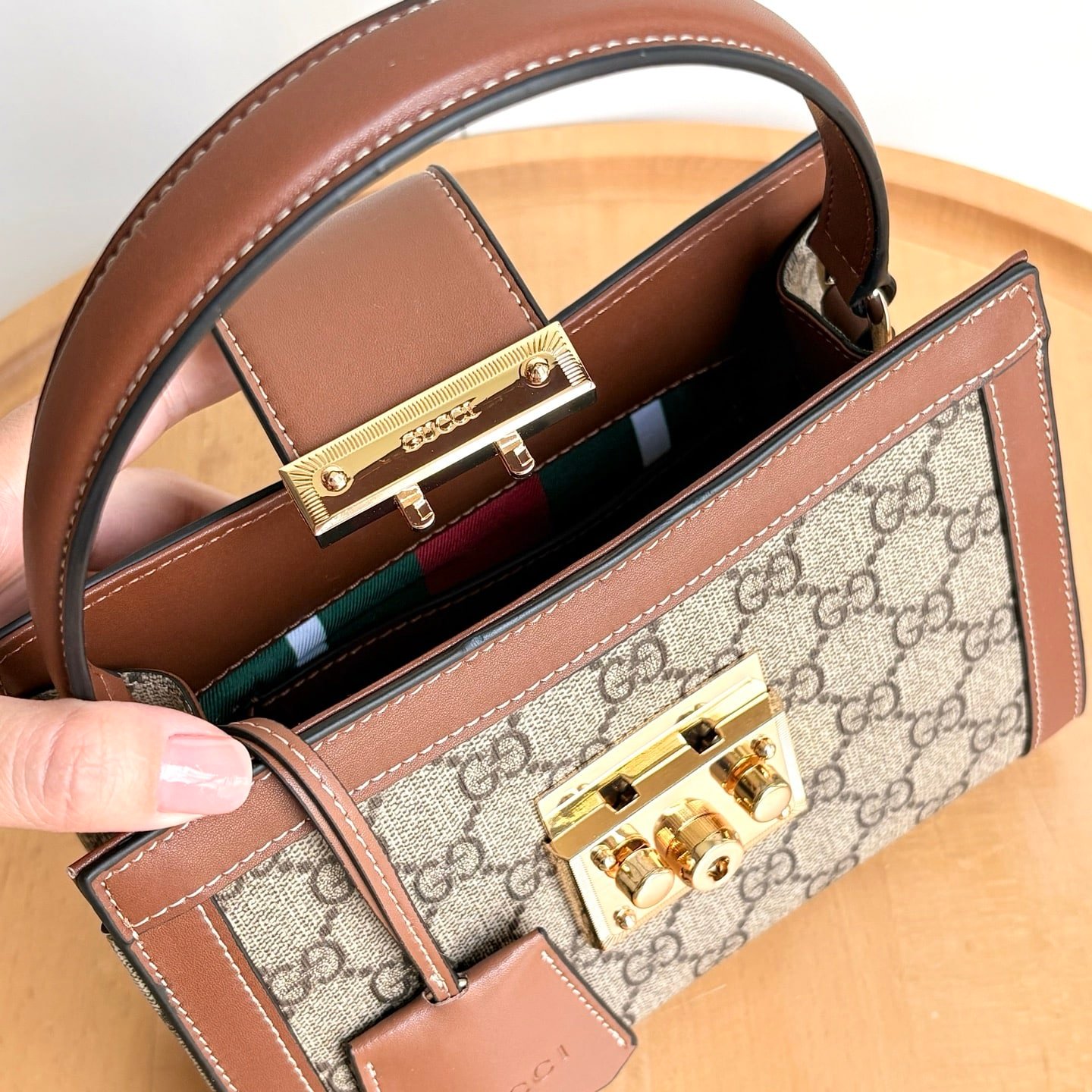 Gvc*1 Padlock Small Top Handle Bag Beige And Dark Brown 20Cm 841653 Fad6L 9758