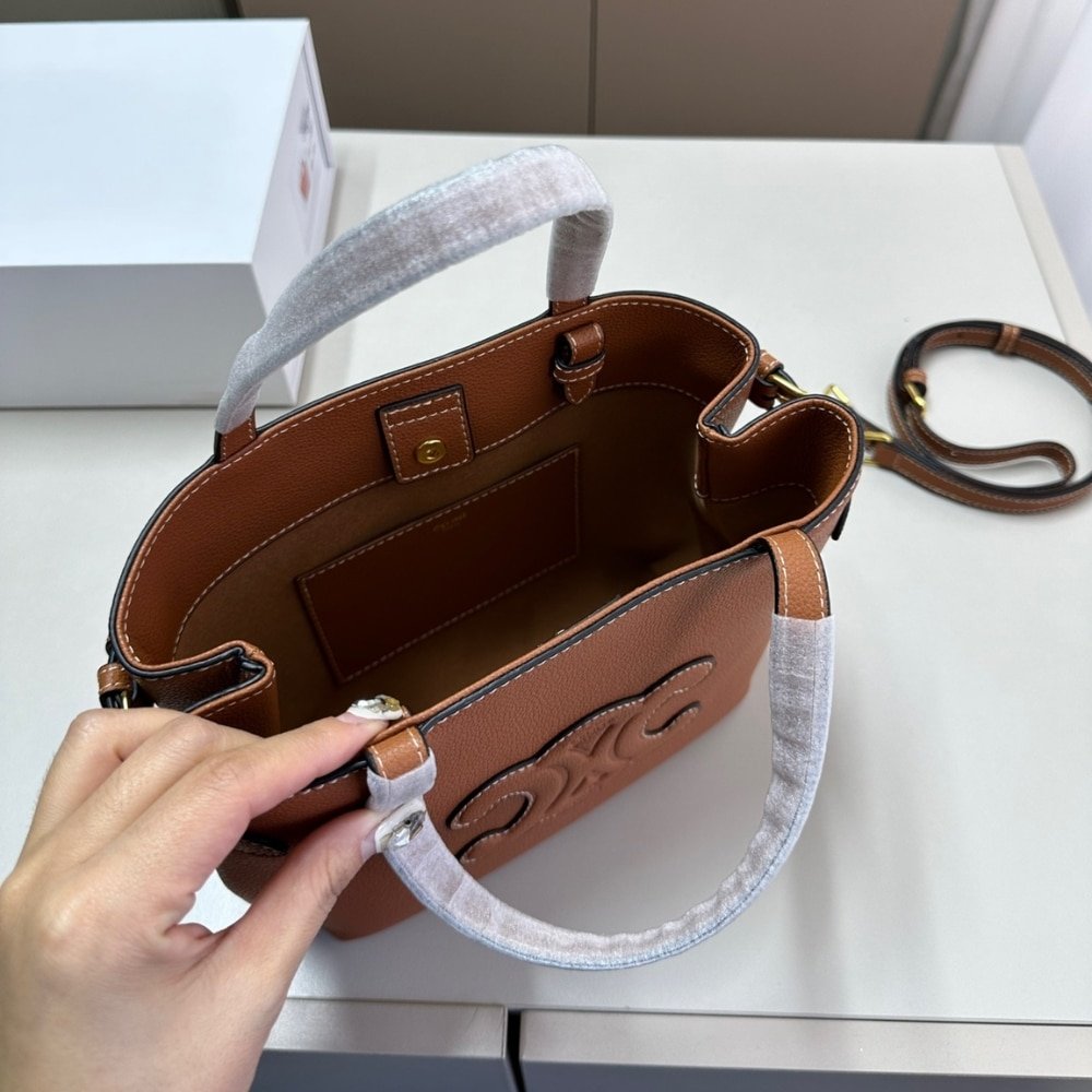 Ce1i*e Mini Cabas Anais Cuir Triomphe In Brown 21Cm 118613Eny 04Lu
