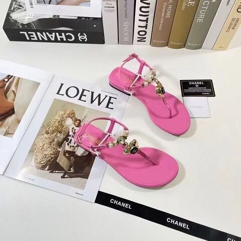 Ch**el Shiny Pearl Crystal Cc Heart Thong Sandals Pink