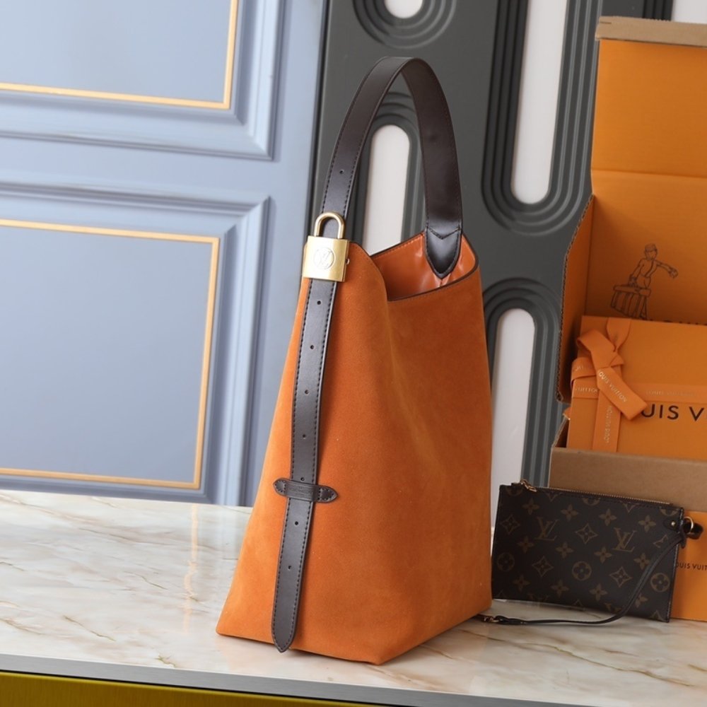 L0vis Vvtt0n Hobo MM Tan 35Cm M25516