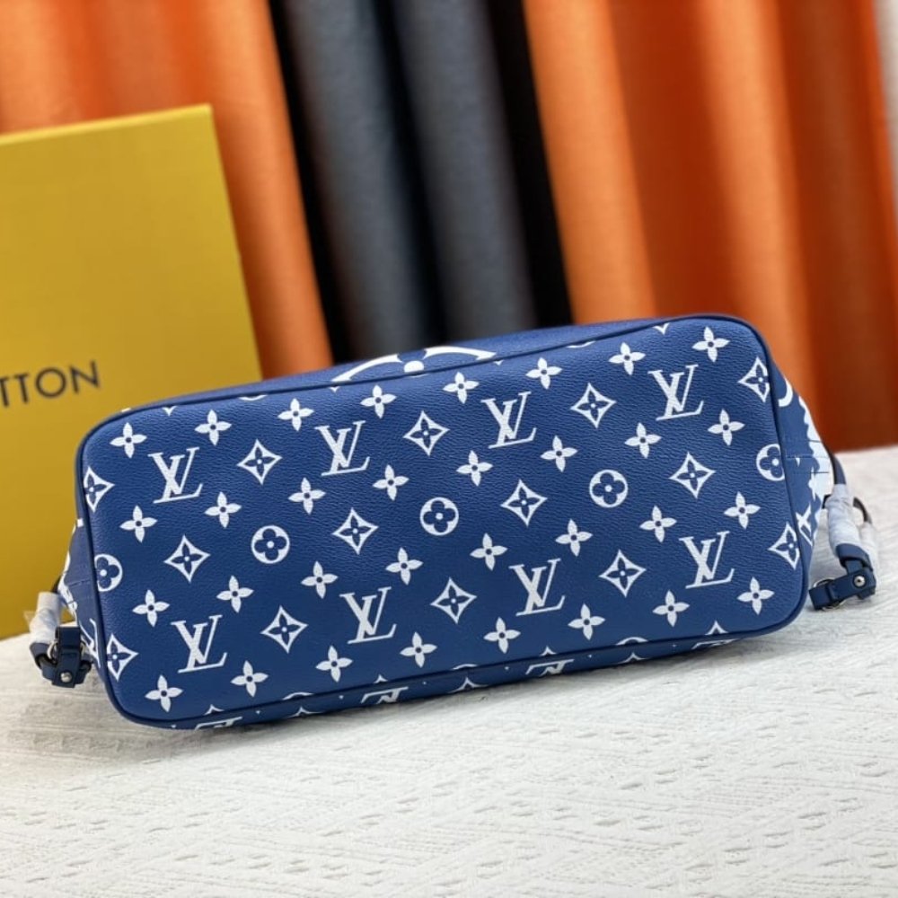 L0vis Vvtt0n Neverfull MM Monogram Escale Blue 31Cm