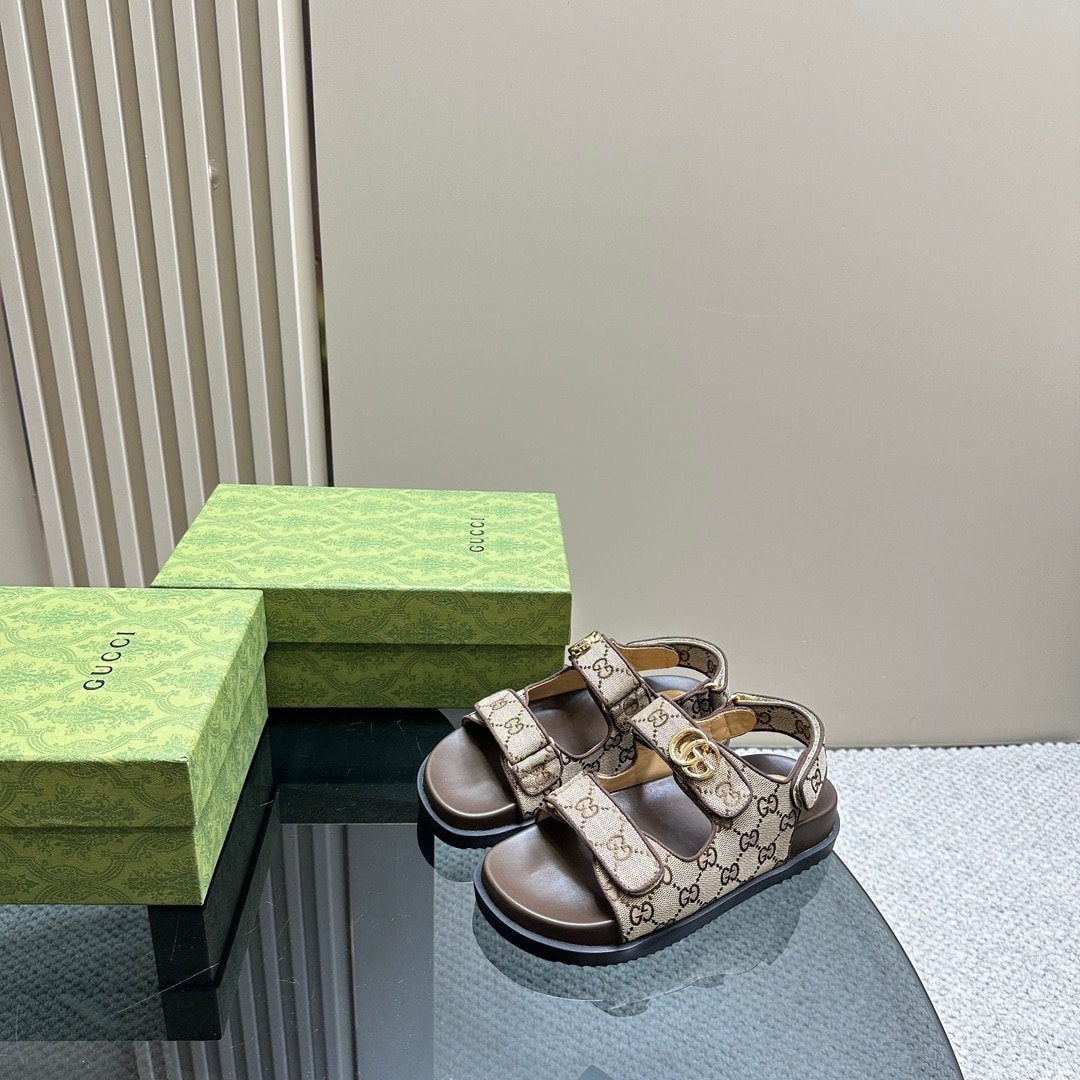 Gvc*1 Double G Sandal Beige And Ebony 771575 G1730 9755