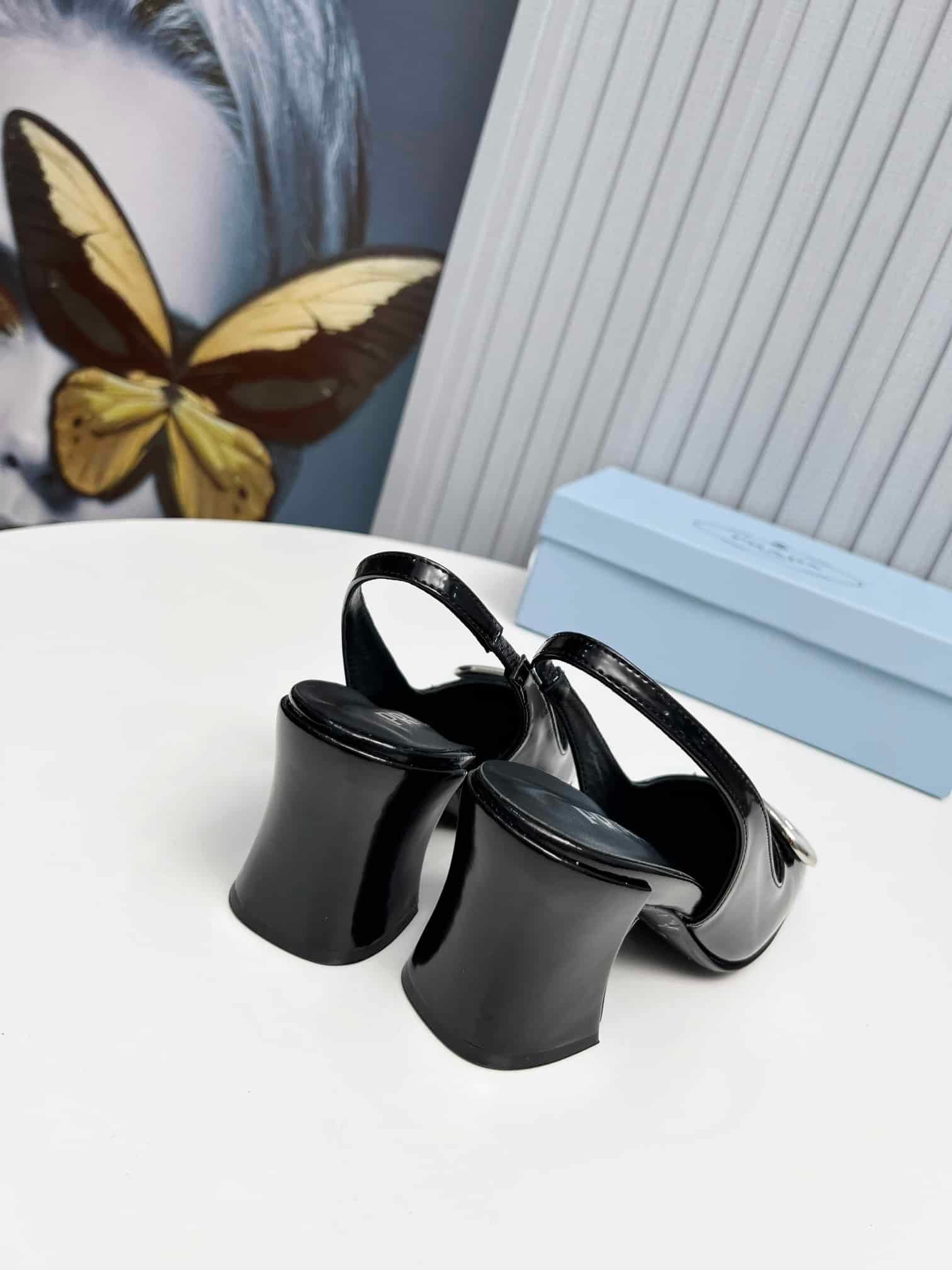 Pra*a Leather Slingback Pumps Black